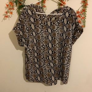 SHEIN Curve blouse